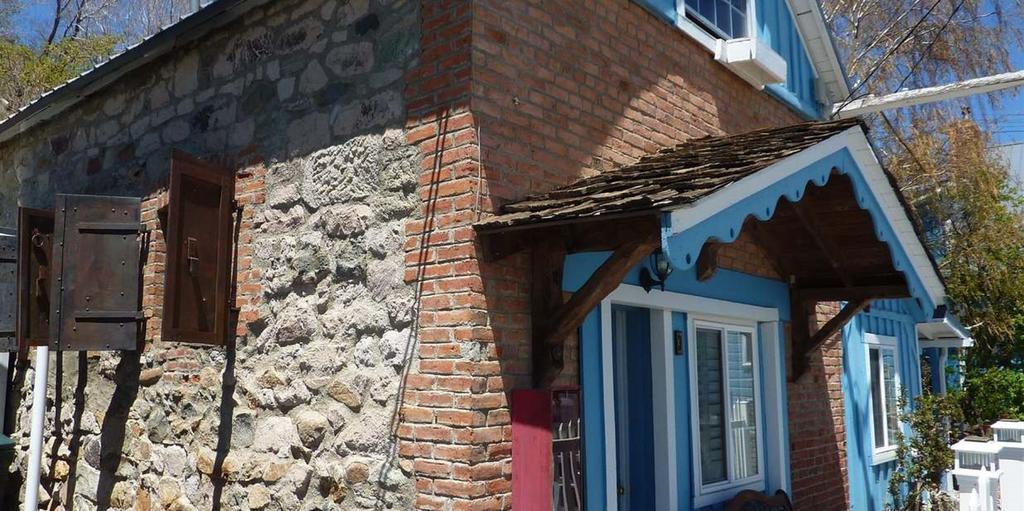 Sugarloaf Mountain Motel Virginia City Exterior photo
